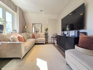 Photo 13- click for photo gallery